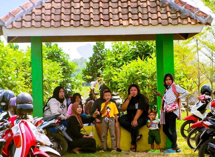 Wabup Tegal Apresiasi Halalbihalal SGS di Karang Cengis