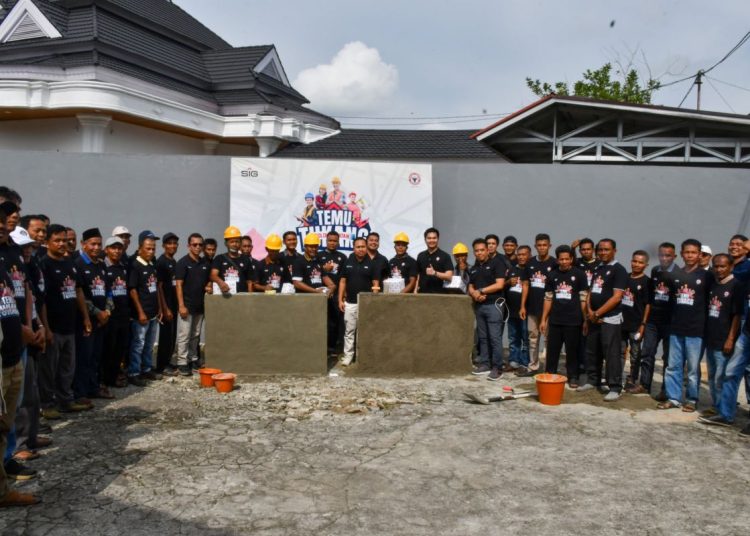 Tiga Berita Terpopuler Sumbar: Desa Cinta Statistik di Solok Selatan, Semen Padang vs Borneo FC