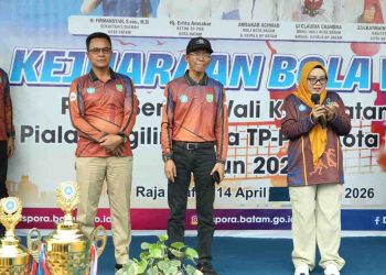 Wakil Ketua I DPRD Batam Buka Kejuaraan Bola Voli Piala Walikota 2026 di GOR Raja Djafar