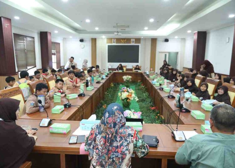 Siswa SDIT Tunas Cendekia Belajar Tugas DPRD Kota Batam Lewat Kunjungan Edukasi