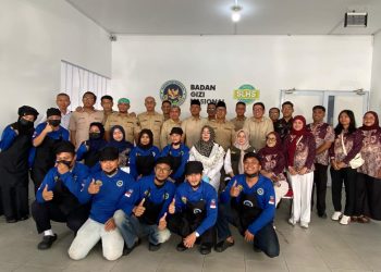 Wagub Nyanyang Dampingi Komisi I DPR RI Tinjau Dapur MBG Batu Ampar, Pastikan Gizi Anak Kepri Terjamin