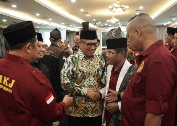 BMKJ Kepri Resmi Dilantik, Wagub Nyanyang Harap Jadi Jembatan Masyarakat Jambi dan Pemda