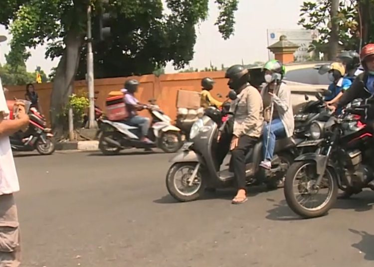 BBM naik, warga Purwokerto cemas pengeluaran membengkak