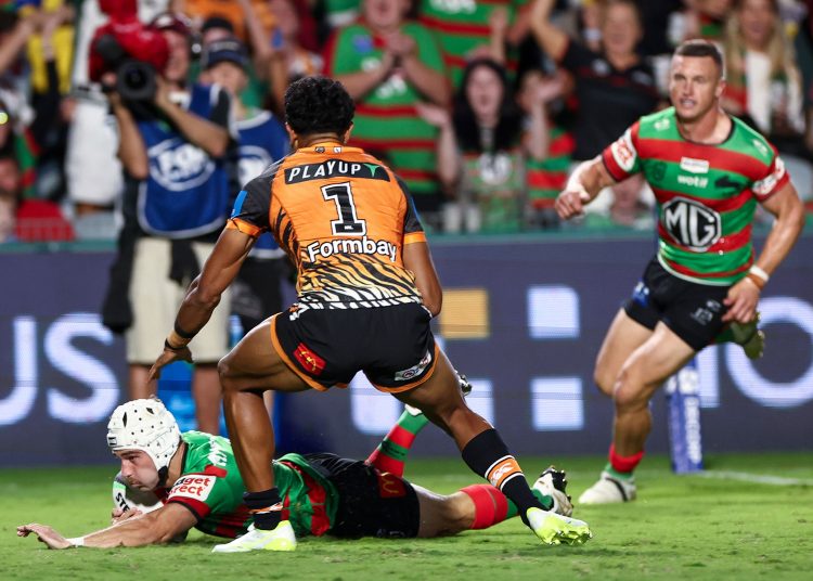 Bunnies Lean on Latrell After Shake-Up