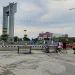 Setelah Hujan, Bundaran Besar Palangka Raya Kembali Ramai dengan Aktivitas Santai dan Olahraga
