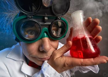 Axel REE Conducts Groundbreaking Rare Earths Test with Woolrich