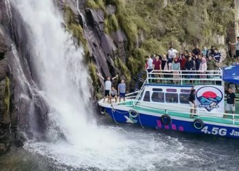 Air Terjun Situmurun: Keindahan Eksotis di Danau Toba