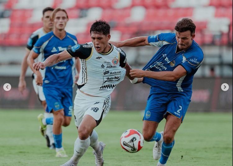 Pelatih Arema FC: Jangan Lupakan Persija dalam Perburuan Gelar