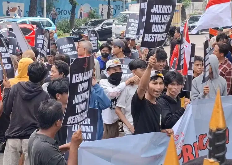 Demo Jakarta Pukul 10.00 WIB, 2 Kelompok Mahasiswa Turun ke Jalan