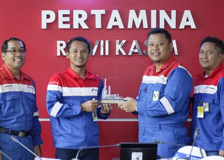 Earth Hour: Pertamina Patra Niaga Padamkan Lampu Kilang & Kantor