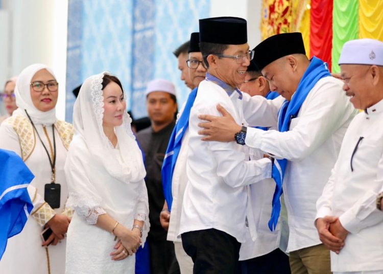Walikota Amsakar Lepas 641 Calon Haji, Titip Doa untuk Kemajuan Batam