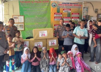 Polsek Batu Ampar Bagikan Tali Asih kepada Anak Panti Asuhan dan Masyarakat