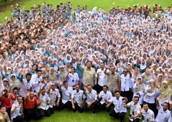 Prabowo Targetkan 288 Ribu Sekolah Rampung Diperbaiki 2028 dan Dilengkapi Smart Classroom