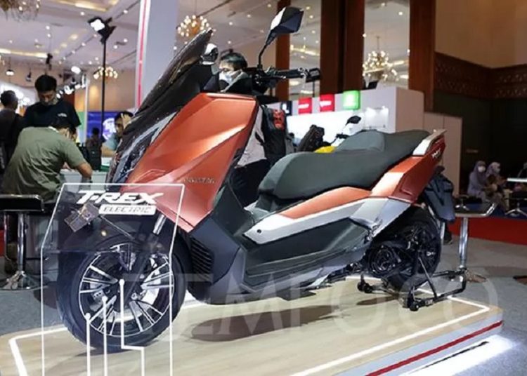 Uwinfly M100: Skutik Eropa dengan Jarak 120 km dan Harga Mulai Rp7 Jutaan