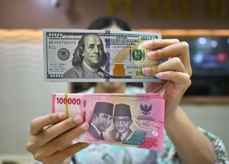 Rupiah sedikit menguat pagi ini, sinyal Fed jadi angin segar