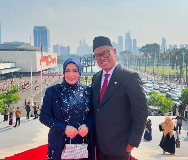 Di Balik Tuduhan, Ini Fakta di Balik 750 Dapur MBG Uya Kuya