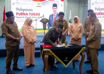 Muhammad Yatim Jabat Plt Kadisnaker Tanjungpinang, Gantikan Efendi yang Purnabakti