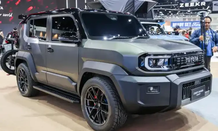 Toyota Land Cruiser FJ Lebih Murah Dibanding Fortuner