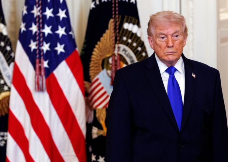 Trump Dikabarkan Meragukan Kelayakan JD Vance sebagai Penerusnya