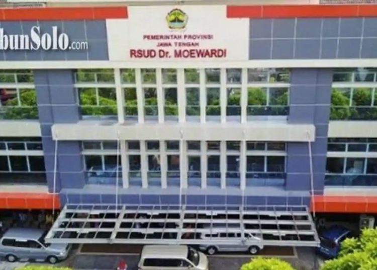 Pasien RS Moewardi Solo Tewas Usai Terjun dari Lantai 11, Copot Infus Saat Dirawat