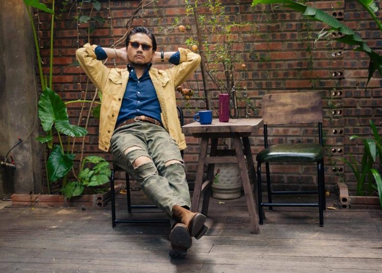 Mengapa Banyak Pria Suka Foto Berwarna Vintage? Ini Penjelasannya!