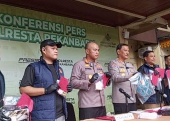 Cara licik AFT memanfaatkan suami disabilitas untuk bunuh mertua di Pekanbaru