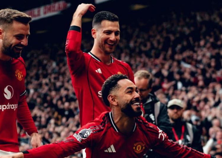 Perhitungan matematika terbaru Manchester United menggulingkan Manchester City setelah mengalahkan Liverpool