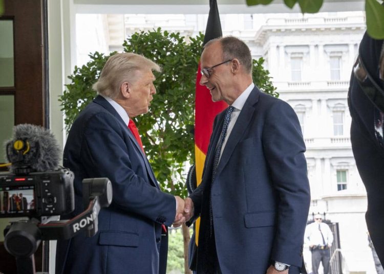 Trump Ancam Kurangi Pasukan AS di Jerman
