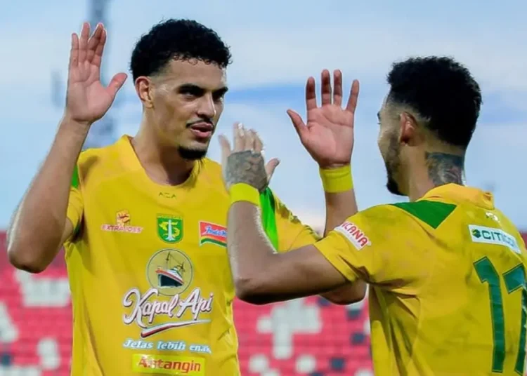 Resep Gacor Gustavo-Risto Terbongkar! 3 Kemenangan Bersih Persebaya Hadapi Persis Solo