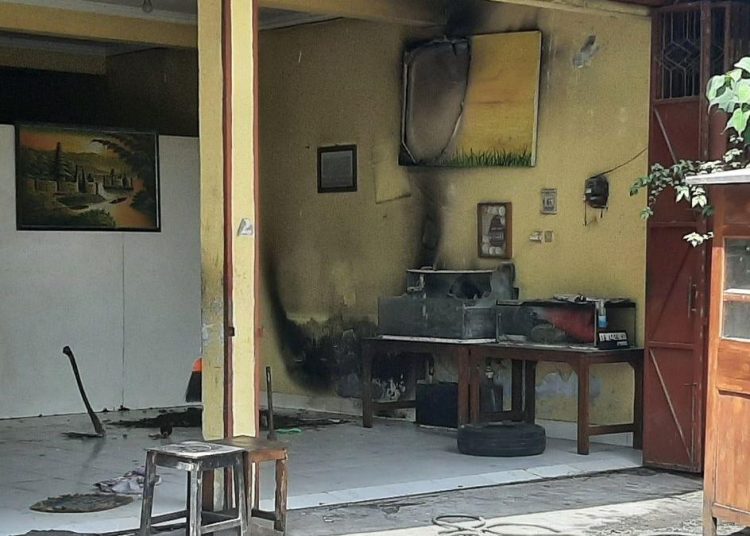 Api Misterius Kembali Muncul di Sleman, Tim Gegana Perkirakan Sumbernya Gas Metana