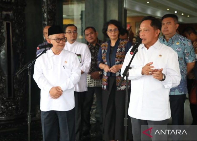 Menteri Tito Ajak Pemda Papua Tingkatkan Kolaborasi Dukung Program Perumahan