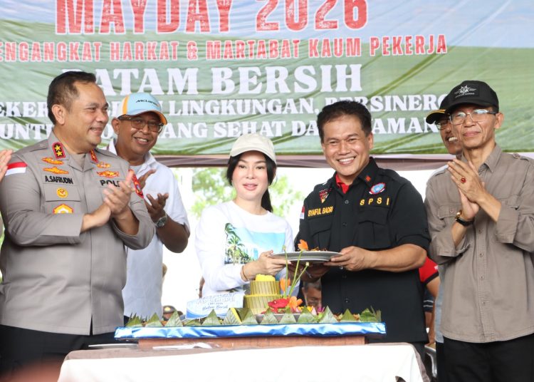 Kawal Aspirasi Buruh, Polresta Barelang Sukses Amankan Peringatan May Day 2026 di Engku Putri dan WTB