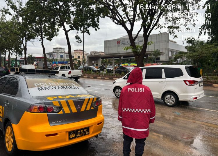Pasca Hujan Deras, Polresta Barelang Patroli Pastikan Batam Aman dan Lancar