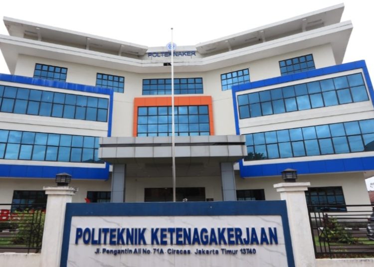 Minat Tinggi, Poltekniker Perpanjang Pendaftaran SBP 2026 hingga 27 Mei