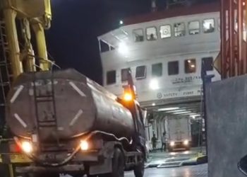 Kapal RORO Diduga Angkut Limbah B3, Legalitas Dipertanyakan