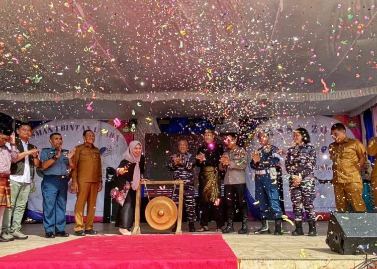 Dewi Ansar Buka GASSA 2026 SMAN 1 Bintan Utara, Apresiasi Ajang Kreatif Pelajar
