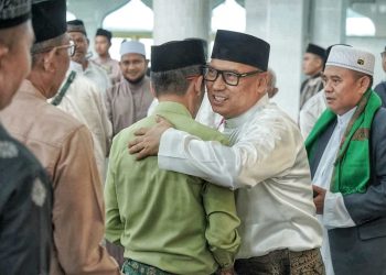 Wagub Nyanyang Salat Iduladha Bersama Warga Lingga di Masjid Azzulfa