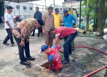 Sumbat Saluran Air, Wali Kota Tanjungpinang Beri Waktu 4 Hari ke Pemilik Kabel Optik untuk Benahi Utilitas