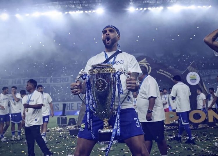 Kurzawa Tinggalkan Persib