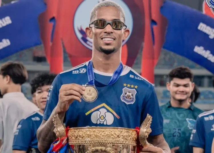 Persib Terancam Kehilangan Robson: Klub Kuwait Mengintai