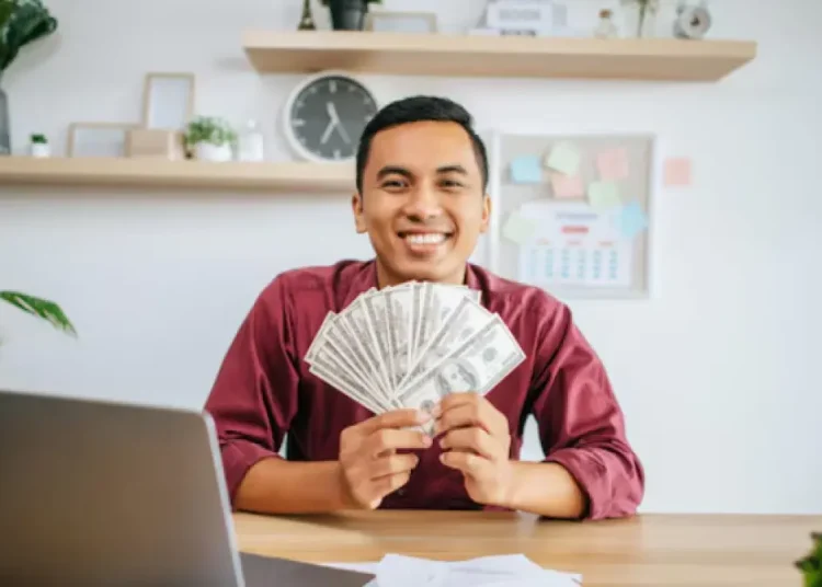 Psikologi: 7 Kebiasaan Orang Kaya Diam-Diam Hindari