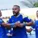 Arema FC Ikuti Jejak Persebaya, Pertahankan Pelatih Hingga 2026