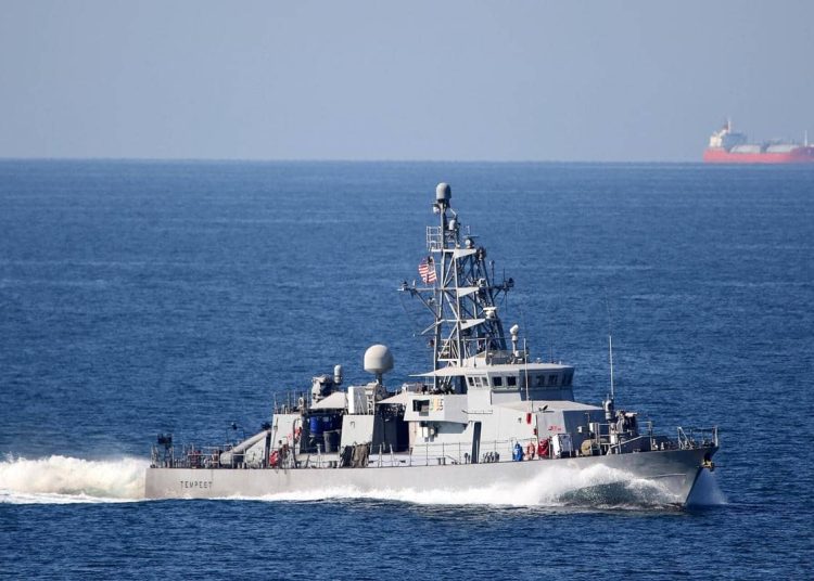 Iran Kecam Serangan AS, Hormuz Bergejolak: Ancaman Balasan!