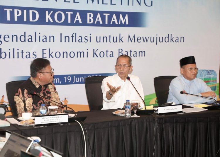 Inflasi Batam Tembus 3,99 Persen Lampaui Target Nasional, Wali Kota Amsakar Kumpulkan TPID