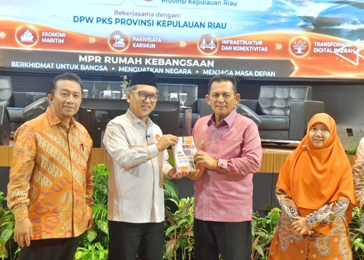 Gubernur Ansar: Karimun Berpotensi Jadi Penggerak Ekonomi Utara Indonesia