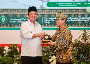 Apresiasi Tantangan Geografis Kepri, Wamen Dikdasmen Targetkan Revitalisasi Sekolah Masif