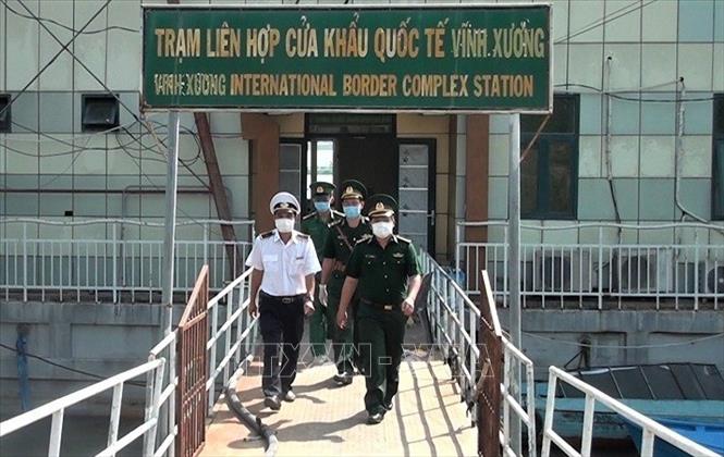 PNJ Angkat Bicara: Mesra Sesama Jenis di Perpustakaan