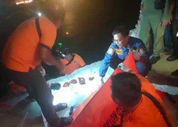 Warga Surabaya Kaget Temukan Jenazah Bayi di Selokan, Diduga Sampah