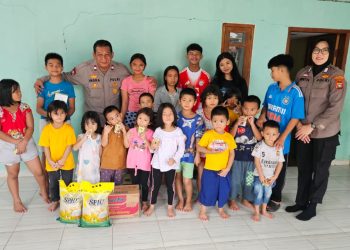 Wujud Polri Presisi, Satbinmas Polresta Barelang Salurkan Bansos ke Yayasan Siloam Nusantara