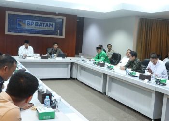Bahas Ranperda Pengelolaan Sampah, Pansus DPRD Batam Dorong BP Batam Bantu Infrastruktur dan Bin Kontainer